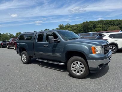 Used 2011 GMC Sierra 2500 SLE w/ SLE Preferred Package