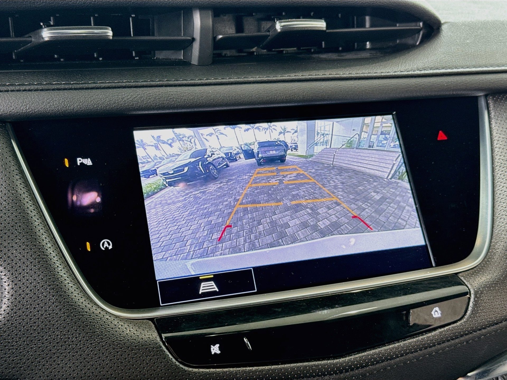 Certified 2022 Cadillac XT5 Luxury FWD image 28