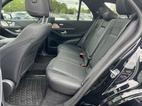 Used 2026 Mercedes-Benz GLE 53 AMG 4MATIC image 32