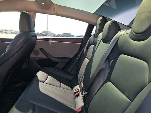 Used 2025 Tesla Model 3 Long Range image 6