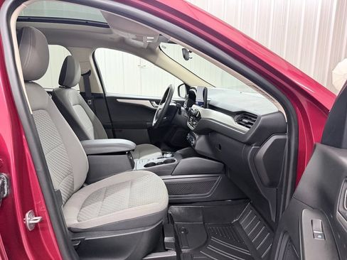 Used 2020 Ford Escape SE FWD image 41