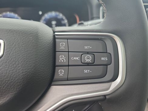 New 2026 Jeep Grand Wagoneer 2WD image 20