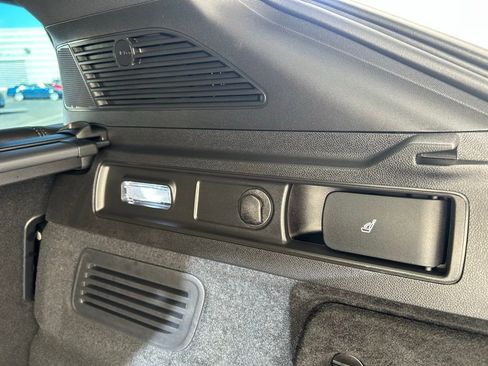 New 2025 Alfa Romeo Stelvio Sprint w/ Convenience Package image 12