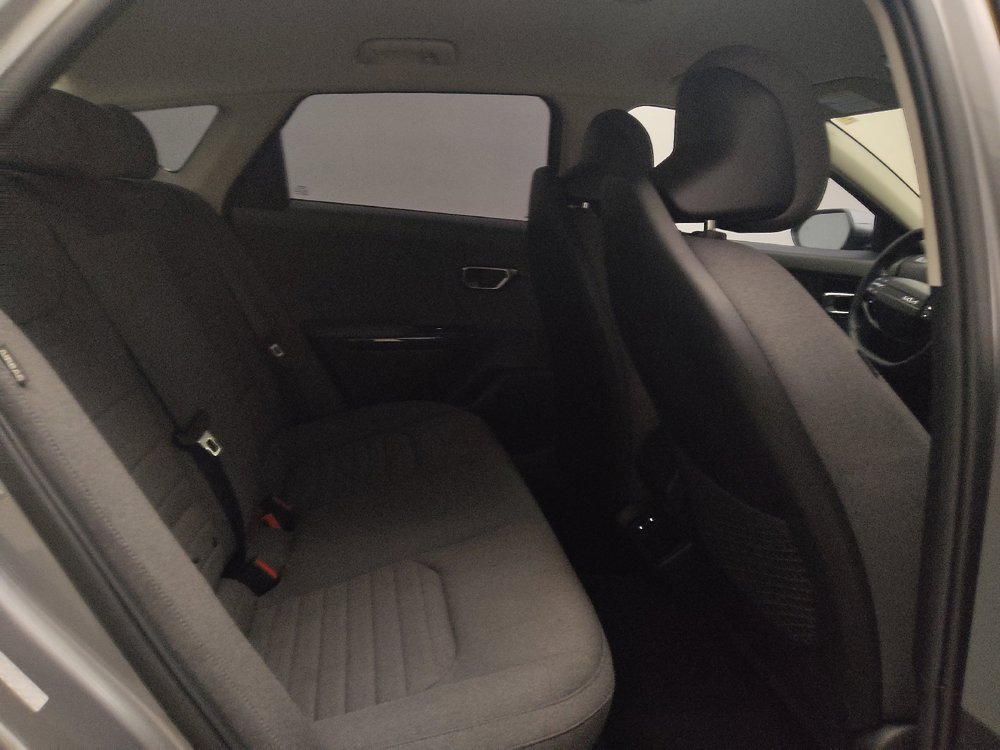 Used 2025 Kia K4 EX FWD image 19