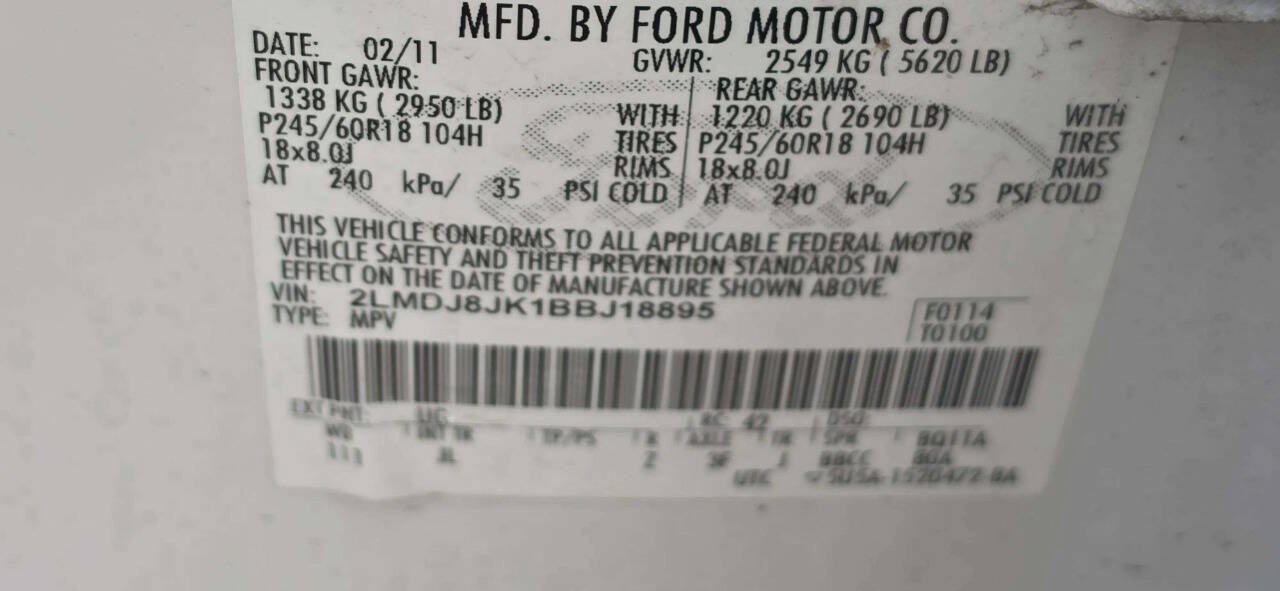Used 2011 Lincoln MKX AWD w/ Wood Pkg image 11
