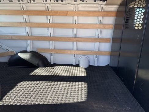 Used 2024 Chevrolet Express 2500 w/ Driver Convenience Package image 14