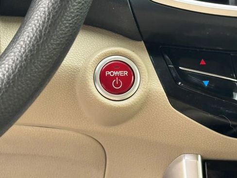 Used 2017 Honda Accord Hybrid Sedan image 22