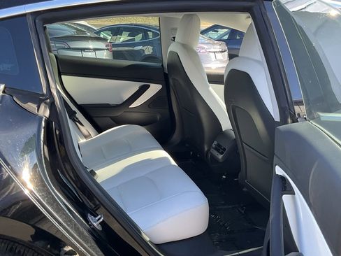 Used 2020 Tesla Model 3 Long Range image 47