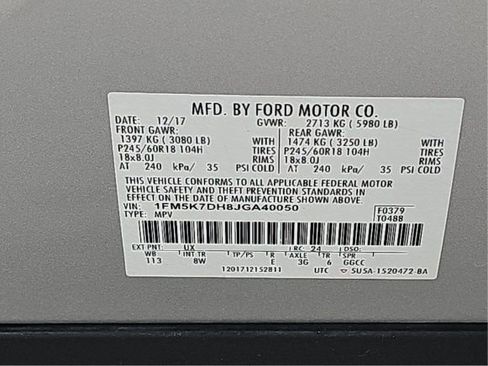 Used 2018 Ford Explorer XLT FWD image 8