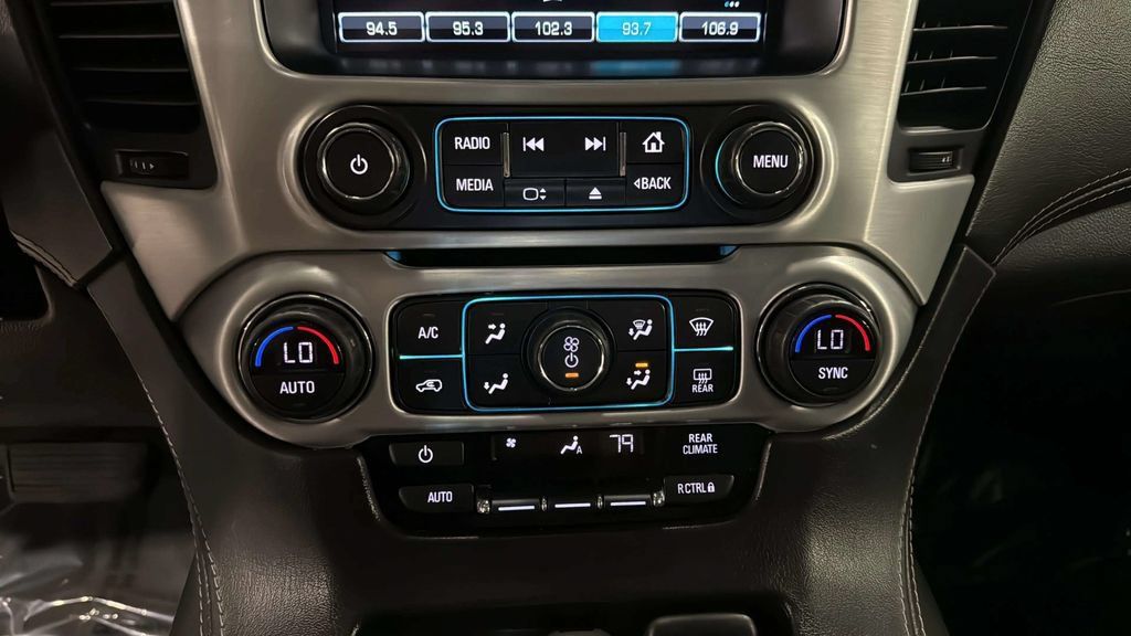 Used 2020 GMC Yukon SLE AWD/4WD image 30