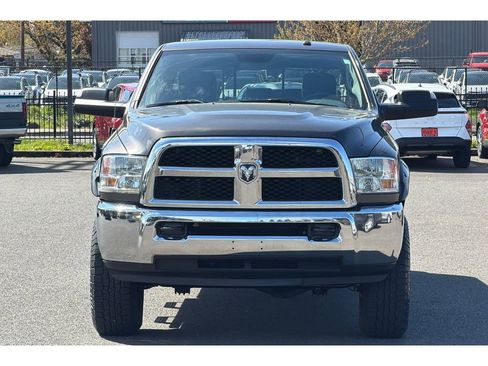 Used 2018 RAM 3500 SLT image 10