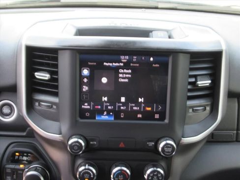 Used 2024 RAM 2500 Big Horn w/ Bed Utility Group image 23