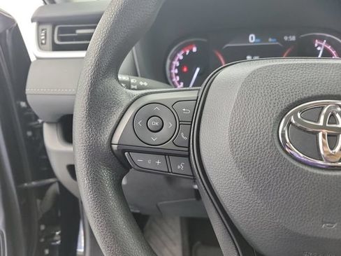 Used 2025 Toyota RAV4 XLE FWD image 23