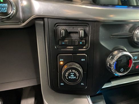 Used 2021 Ford F150 Lariat w/ Equipment Group 502A High AWD/4WD image 22