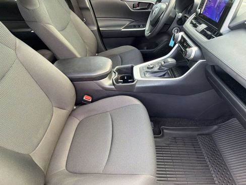 Certified 2024 Toyota RAV4 LE AWD/4WD image 25