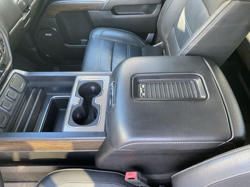 Used 2018 GMC Sierra 1500 Denali w/ Denali Ultimate Package AWD/4WD image 15