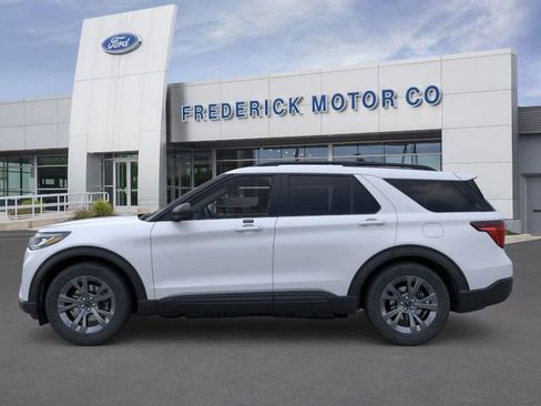 New 2026 Ford Explorer Active w/ Active Comfort Package image 3