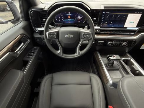 New 2026 Chevrolet Silverado 1500 LT Trail Boss w/ LT Trail Boss Premium Package AWD/4WD image 12
