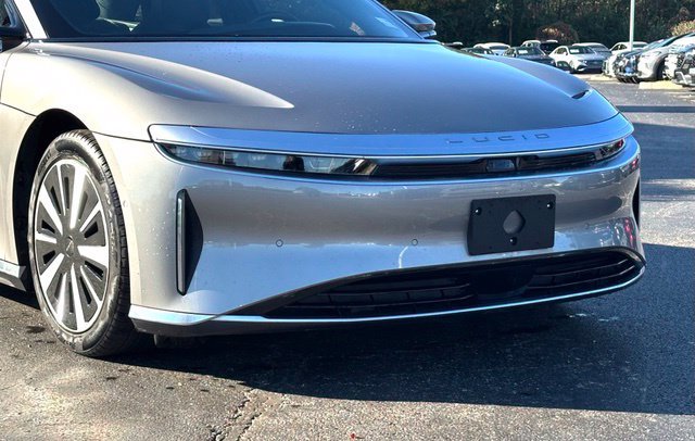 Used 2023 Lucid Air Touring AWD/4WD image 2