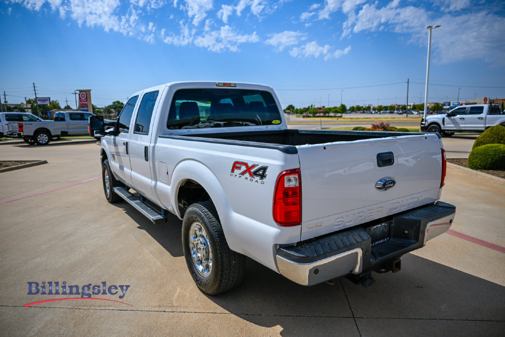 Used 2016 Ford F250 XLT w/ XLT Premium Package AWD/4WD image 5