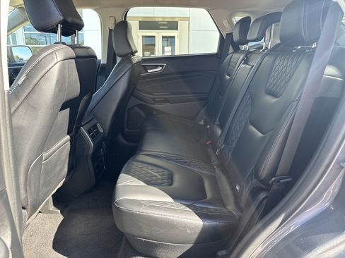 Used 2024 Ford Edge Titanium AWD/4WD image 13
