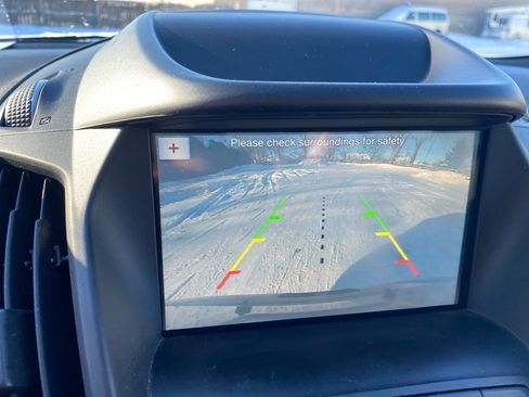 Used 2019 Ford Escape SE image 14