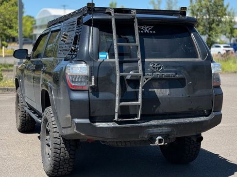 Used 2016 Toyota 4Runner SR5 Premium AWD/4WD image 3