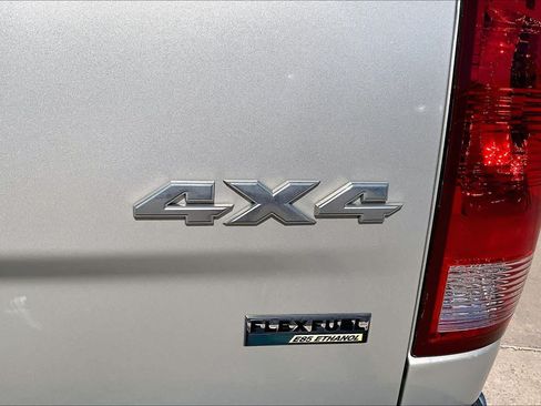 Used 2010 Dodge Ram 1500 Truck ST w/ ST Popular Equipment Group AWD/4WD image 7