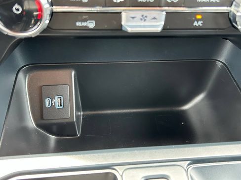 Used 2024 Ford F150 XLT w/ XLT Black Appearance Package RWD image 32