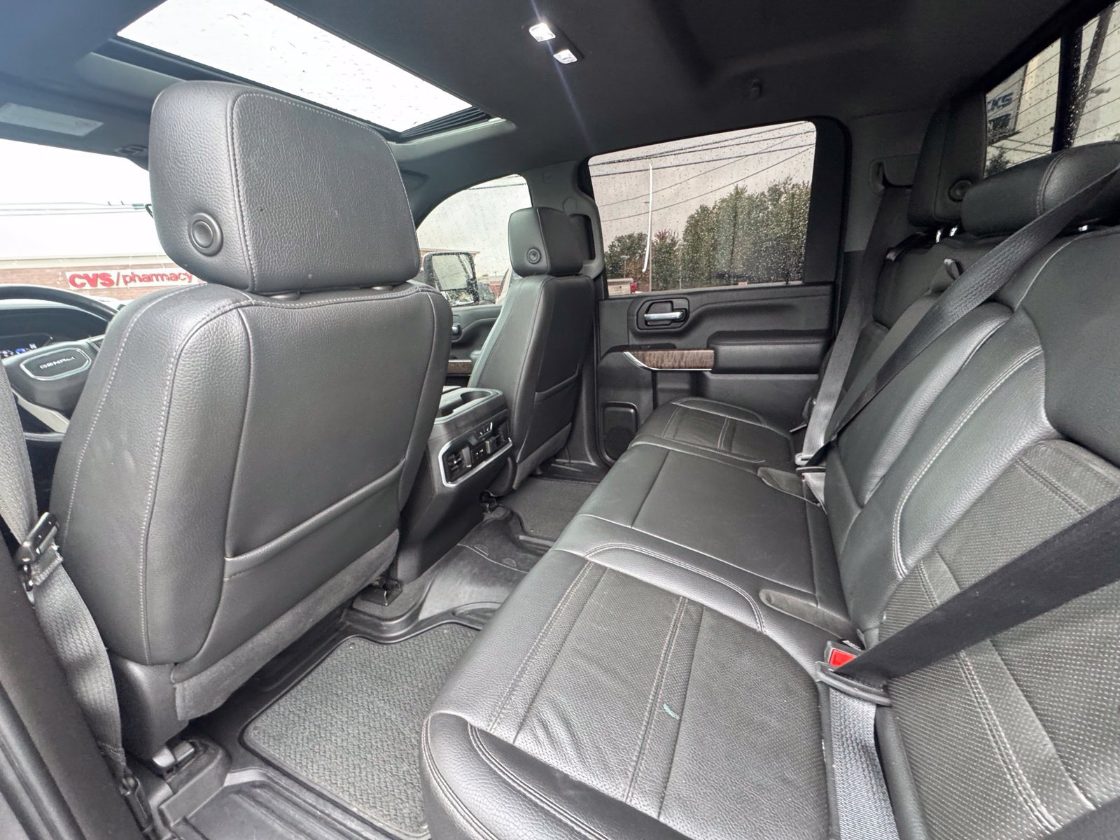 Used 2021 GMC Sierra 2500 Denali w/ Denali Black Diamond Edition AWD/4WD image 28