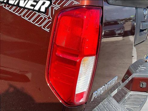 Used 2017 Nissan Frontier Desert Runner image 29