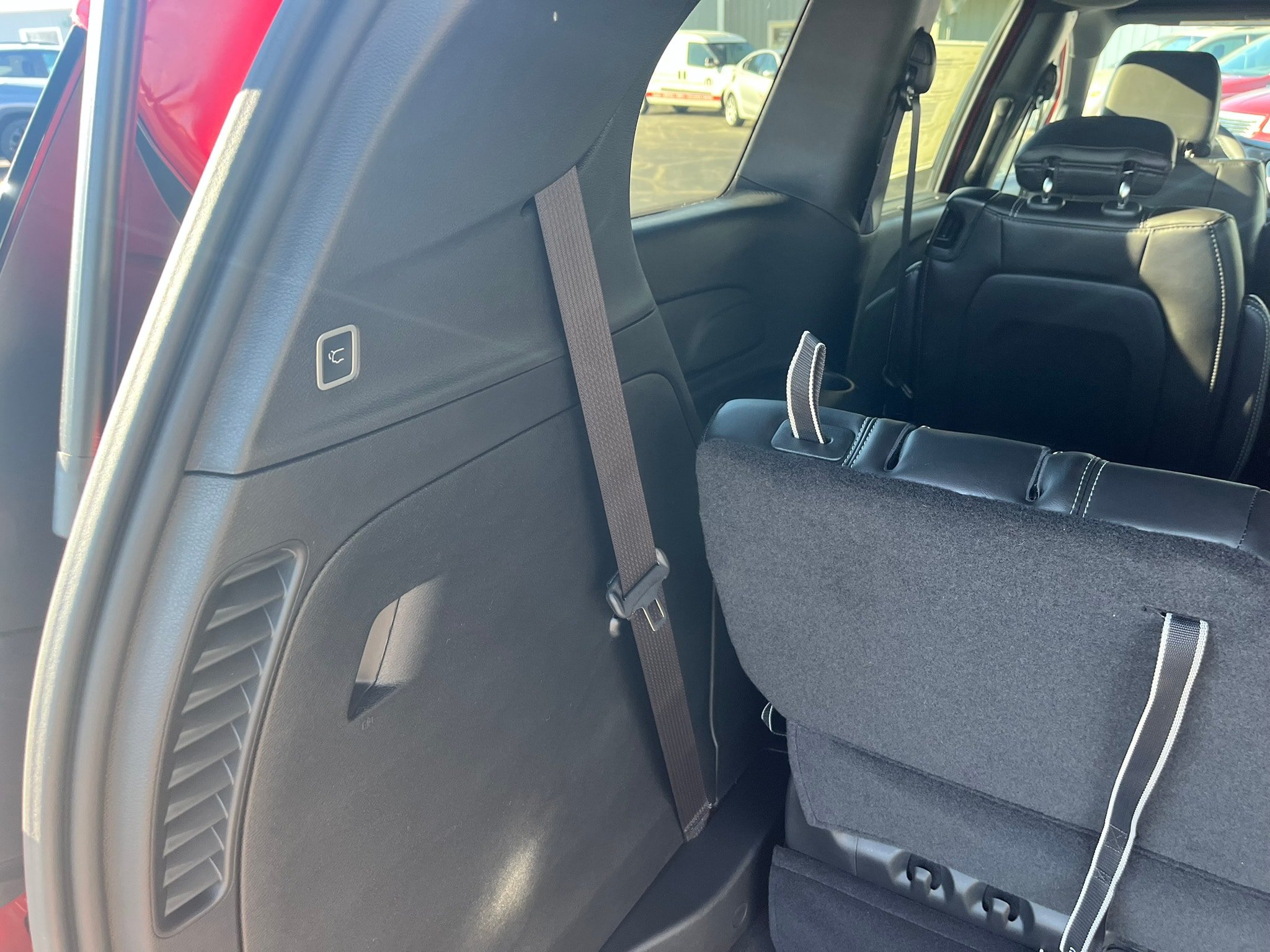 New 2026 Chrysler Pacifica Select w/ S Appearance Package FWD image 24