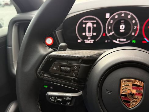 Used 2026 Porsche Cayenne S AWD/4WD image 38