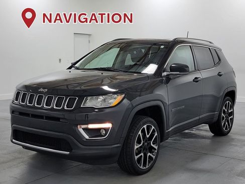 Used 2018 Jeep Compass Limited w/ Navigation Group AWD/4WD image 4