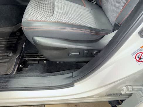 Used 2019 Subaru Forester Sport AWD/4WD image 23