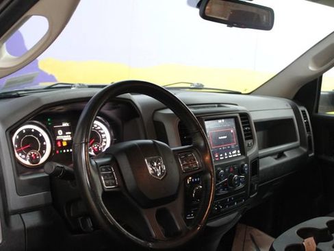 Used 2019 RAM 1500 Express w/ Wheel & Sound Group AWD/4WD image 14