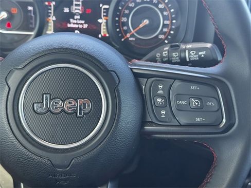 Certified 2024 Jeep Wrangler Unlimited Rubicon image 25