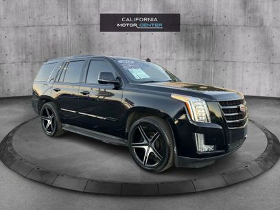 Used 2016 Cadillac Escalade Luxury