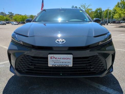 Used 2026 Toyota Camry LE image 9