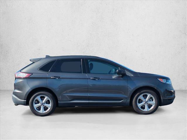 Used 2017 Ford Edge SE FWD image 4