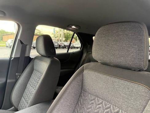 Certified 2024 Chevrolet Equinox LT FWD image 8