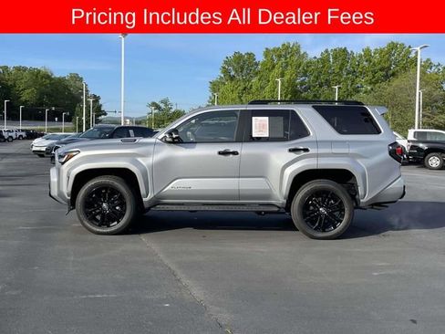 Used 2026 Toyota 4Runner 4WD image 2