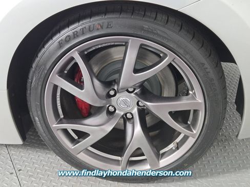 Used 2013 Nissan 370Z Touring w/ Sport Pkg RWD image 10