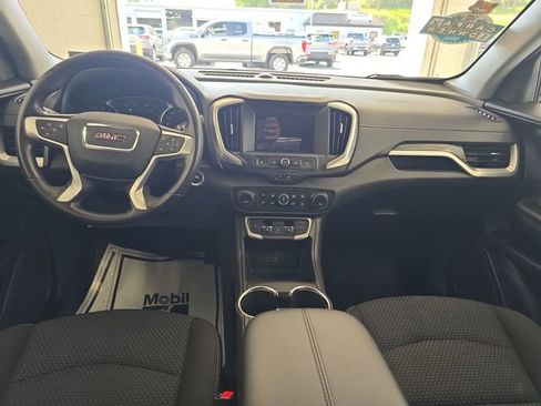 Used 2023 GMC Terrain SLE w/ Driver Convenience Package FWD image 11