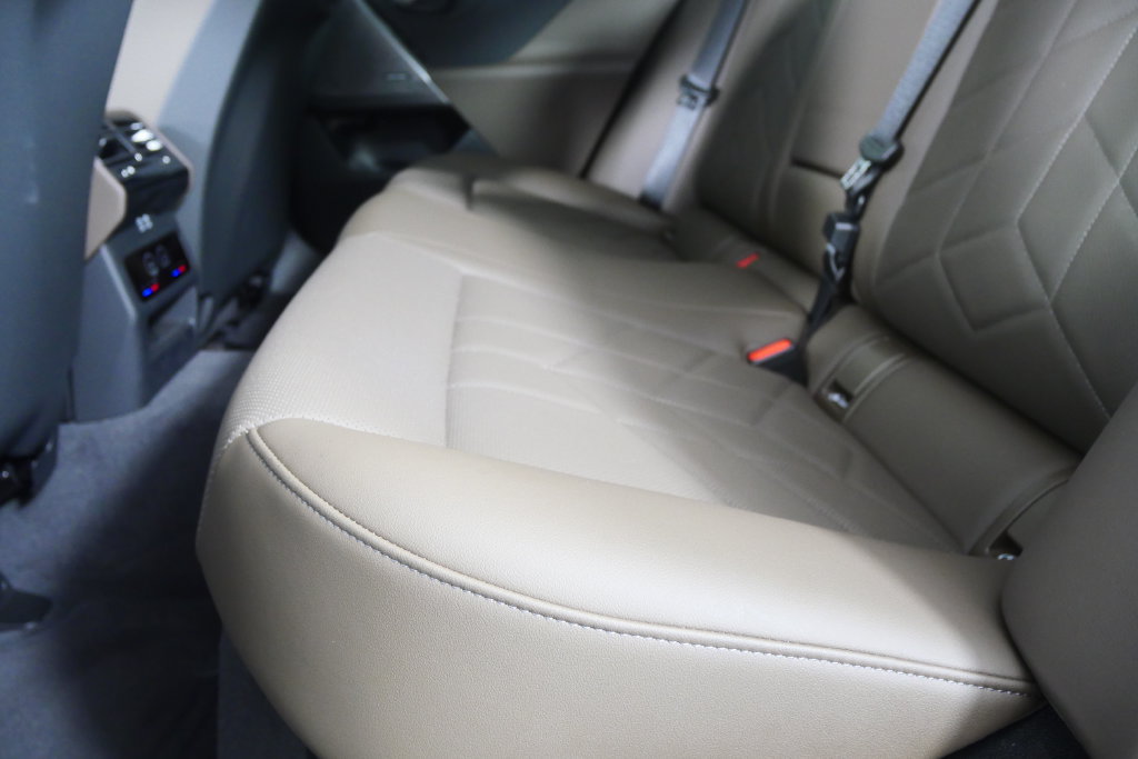 Certified 2026 BMW 530i RWD image 14
