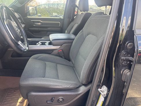 Used 2019 RAM 1500 Big Horn AWD/4WD image 17
