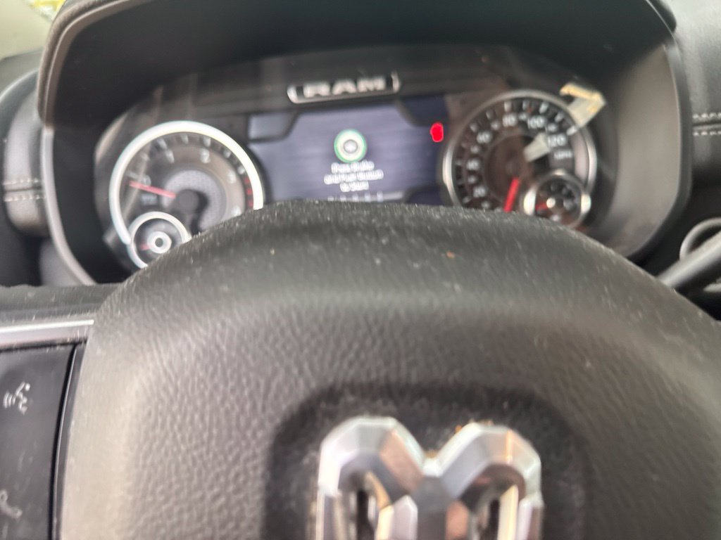 Used 2023 RAM 2500 Laramie AWD/4WD image 16