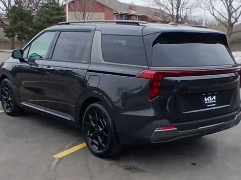 New 2026 Kia Carnival SX image 9