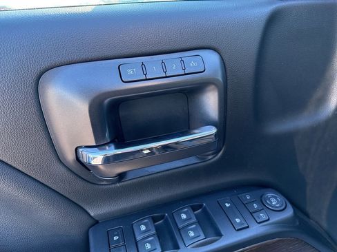 Used 2018 GMC Sierra 1500 Denali w/ Denali Ultimate Package image 19