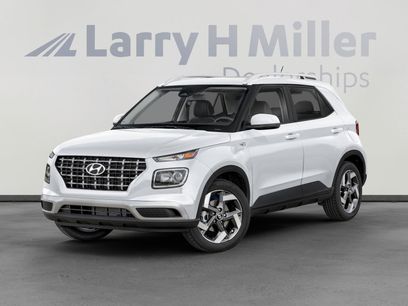 Used 2025 Hyundai Venue SEL